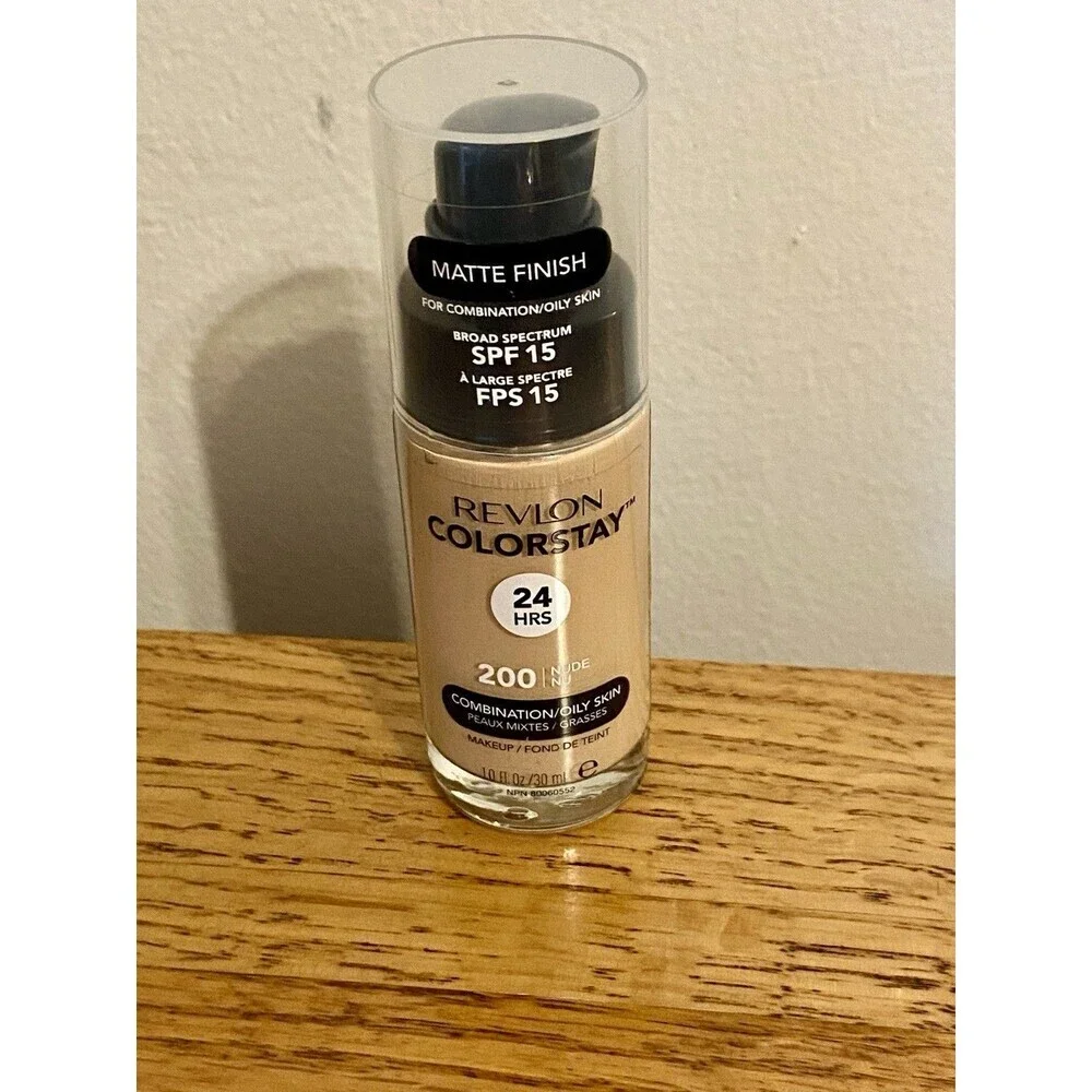 Revlon Colorstay Makeup Foundation Combination/Oily Skin - 200 Nude New Sealed